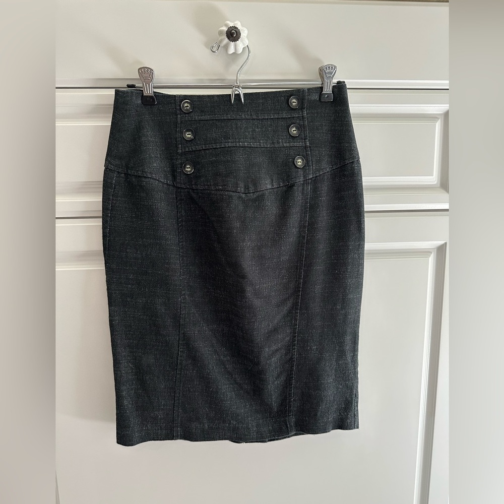 XS Slim Black Denim Look Pencil Skirt Knee Length With Back Slit Casual